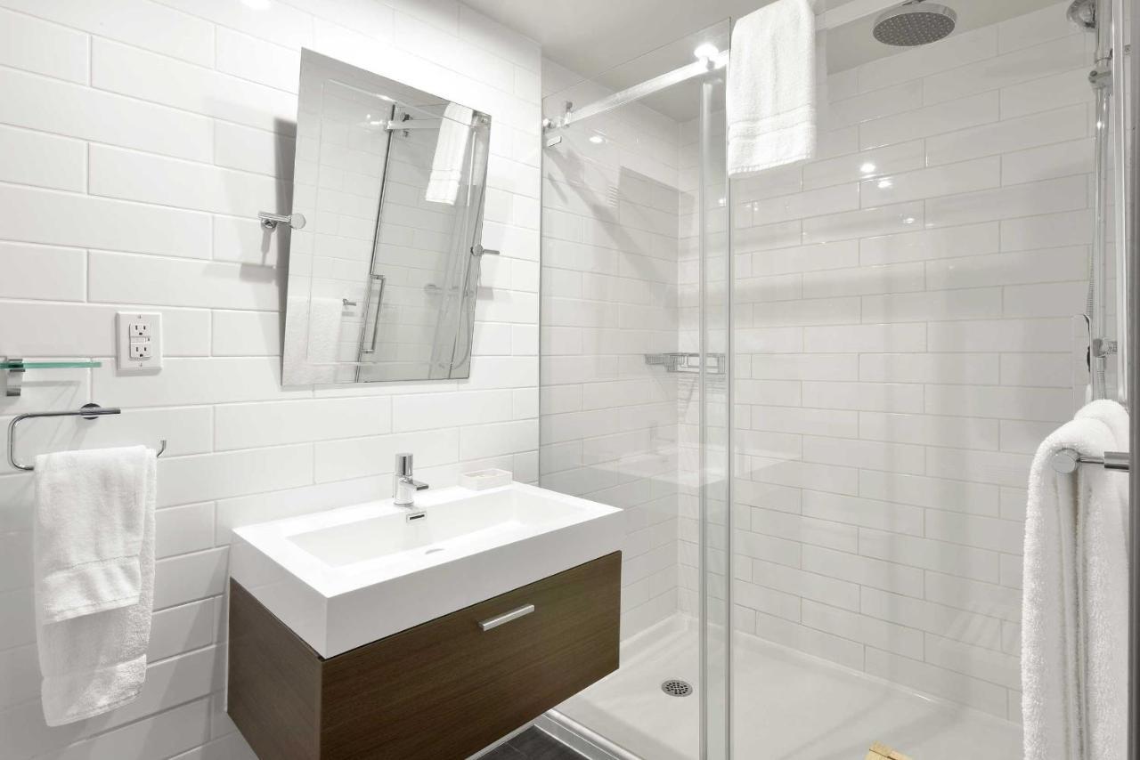 Hotel Epik มอนทรีอัล ภายนอก รูปภาพ